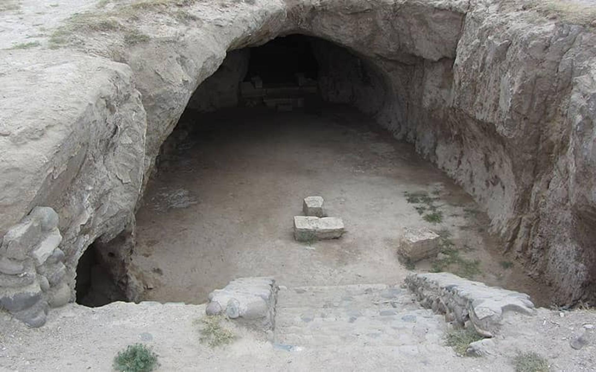 معبد مهر مراغه