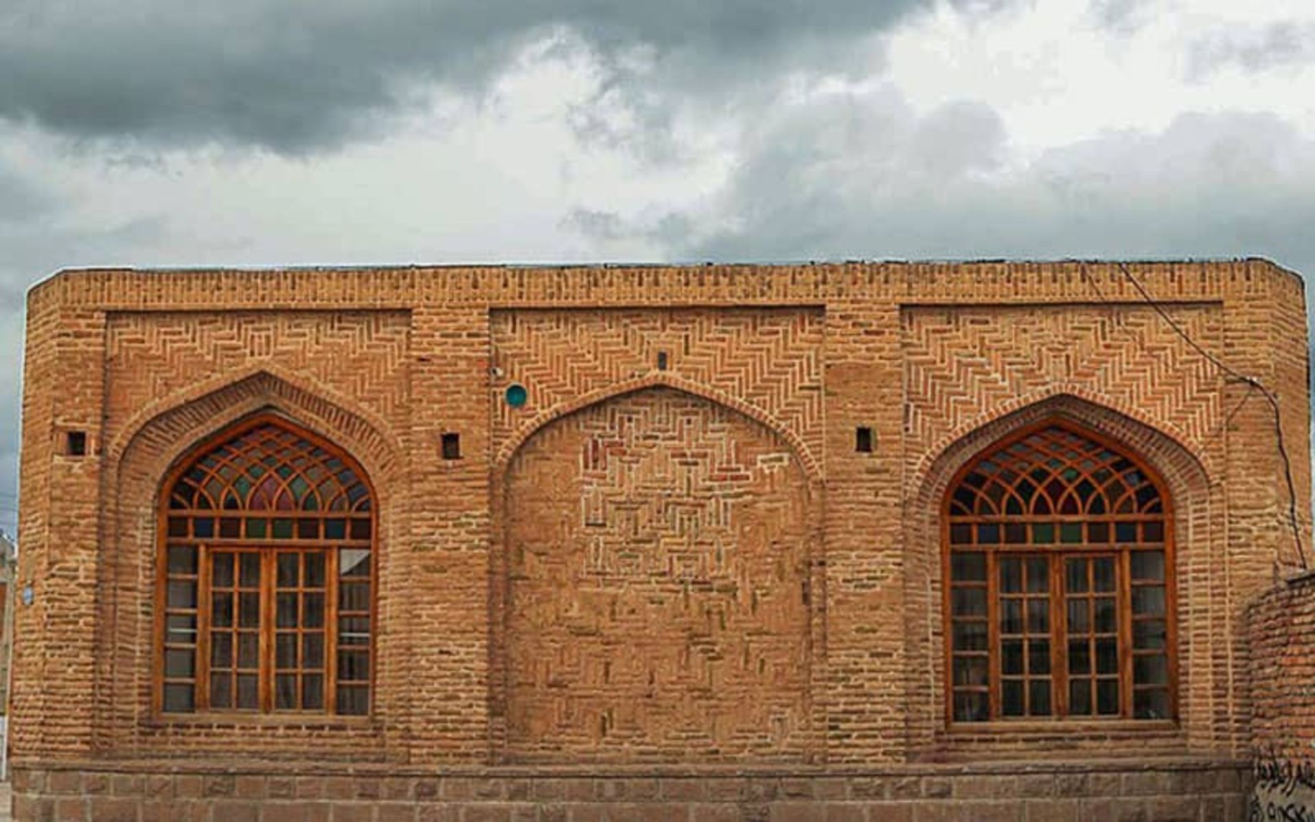 گنبد کبود بناب