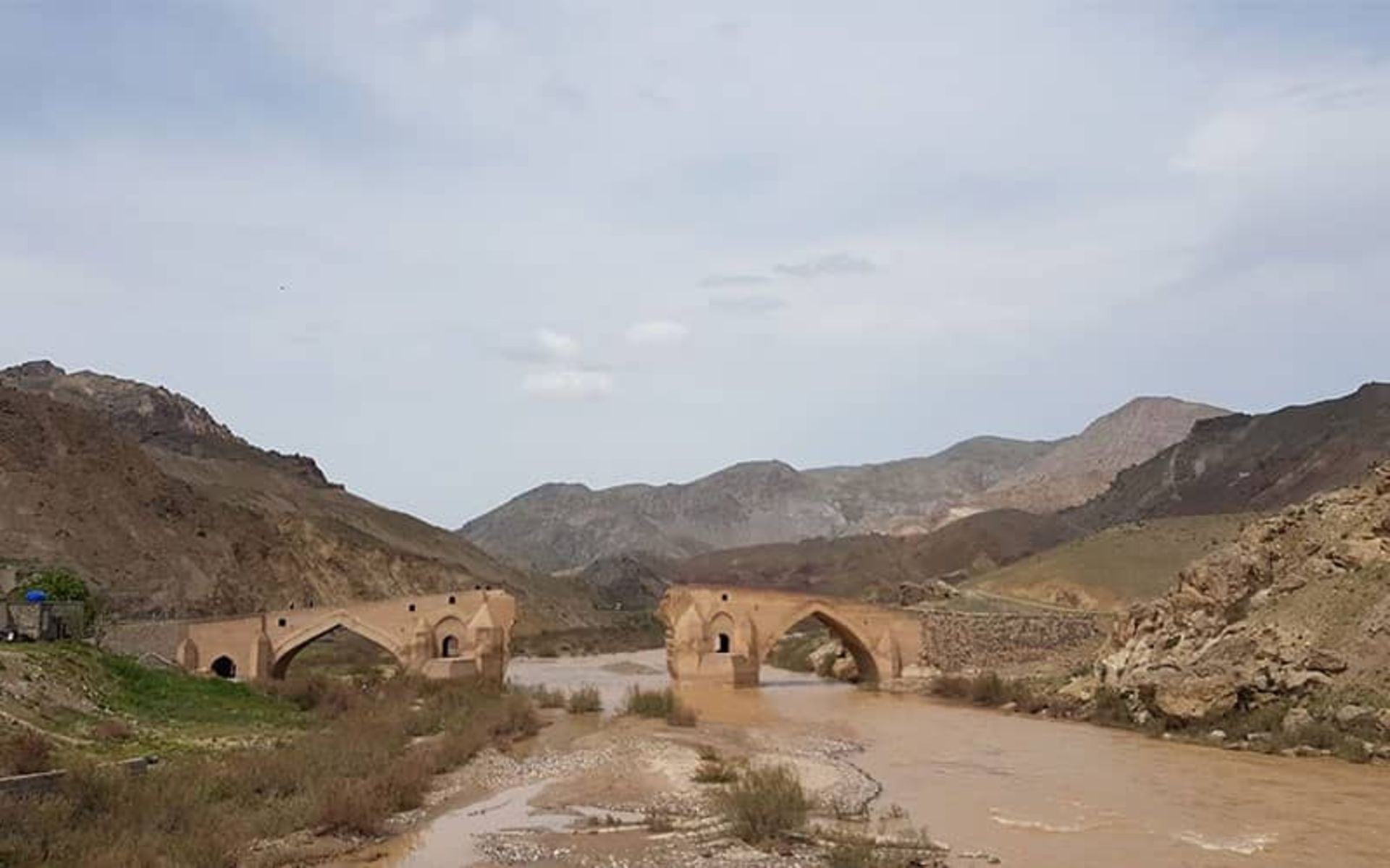 قلعه دختر میانه