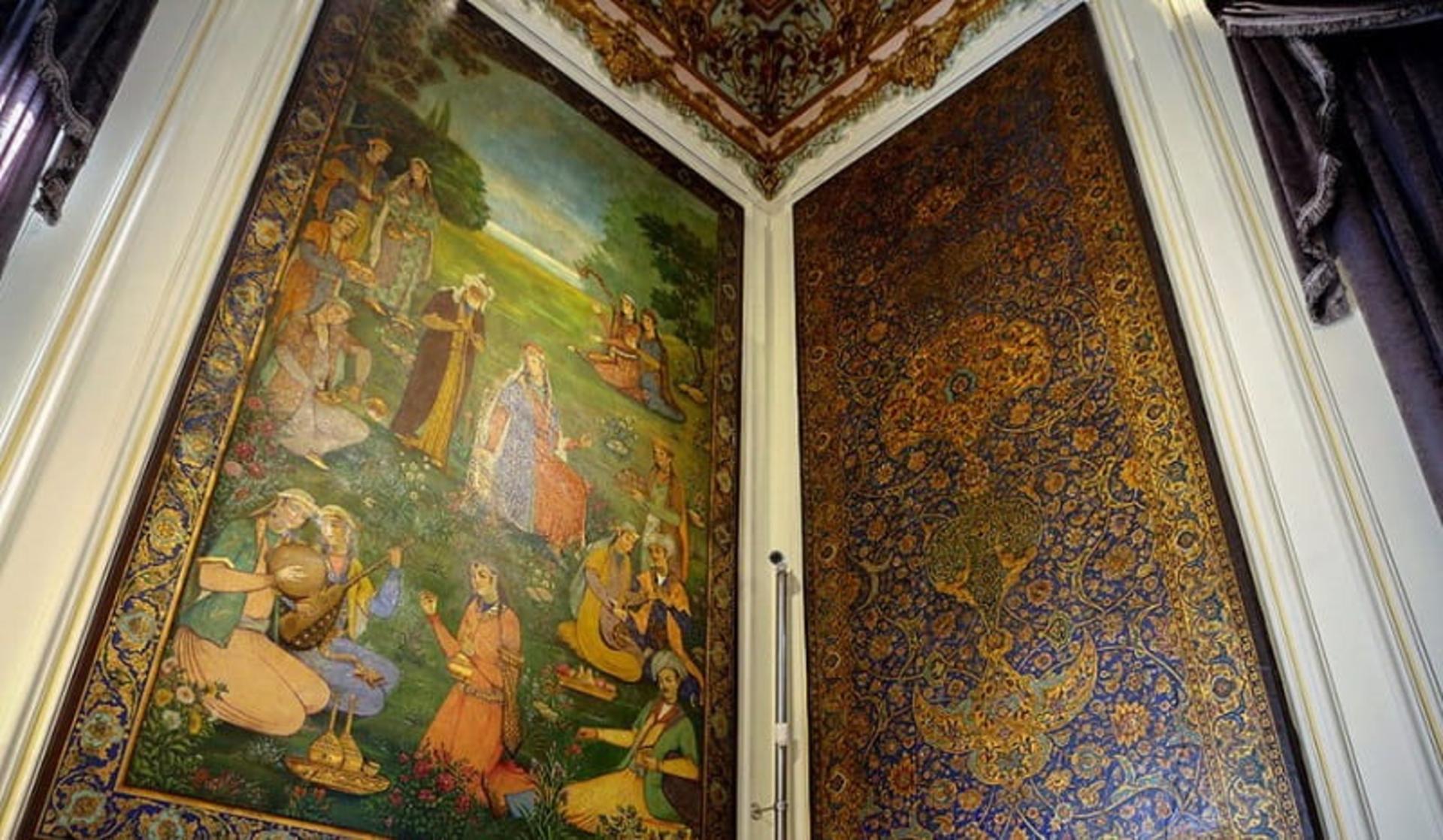 دیوارهای کاخ مرمر