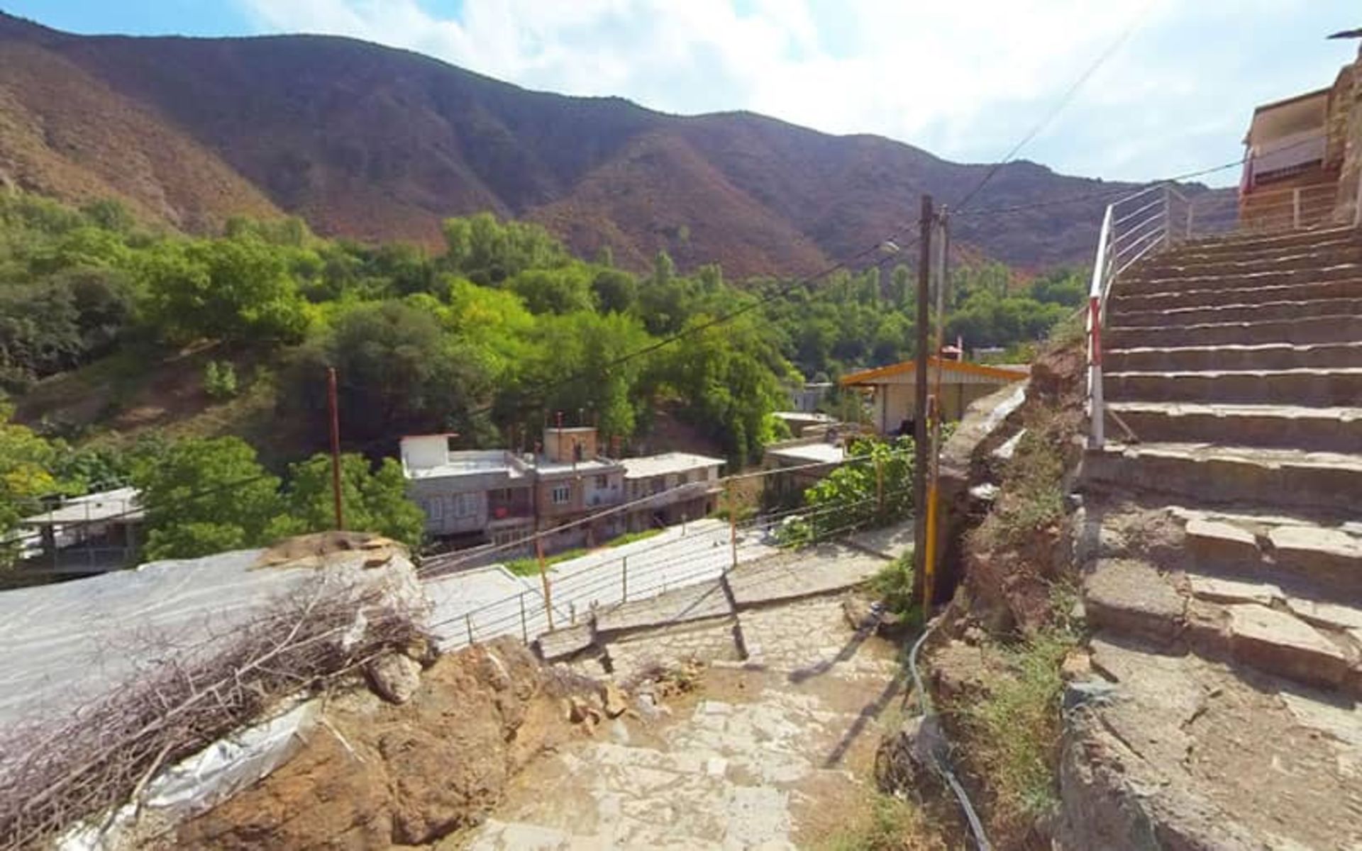 روستای اشتبین