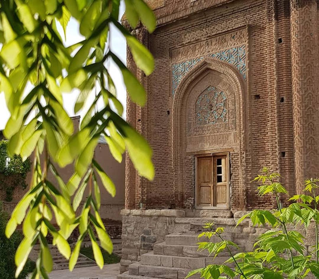 گنبد سرخ مراغه