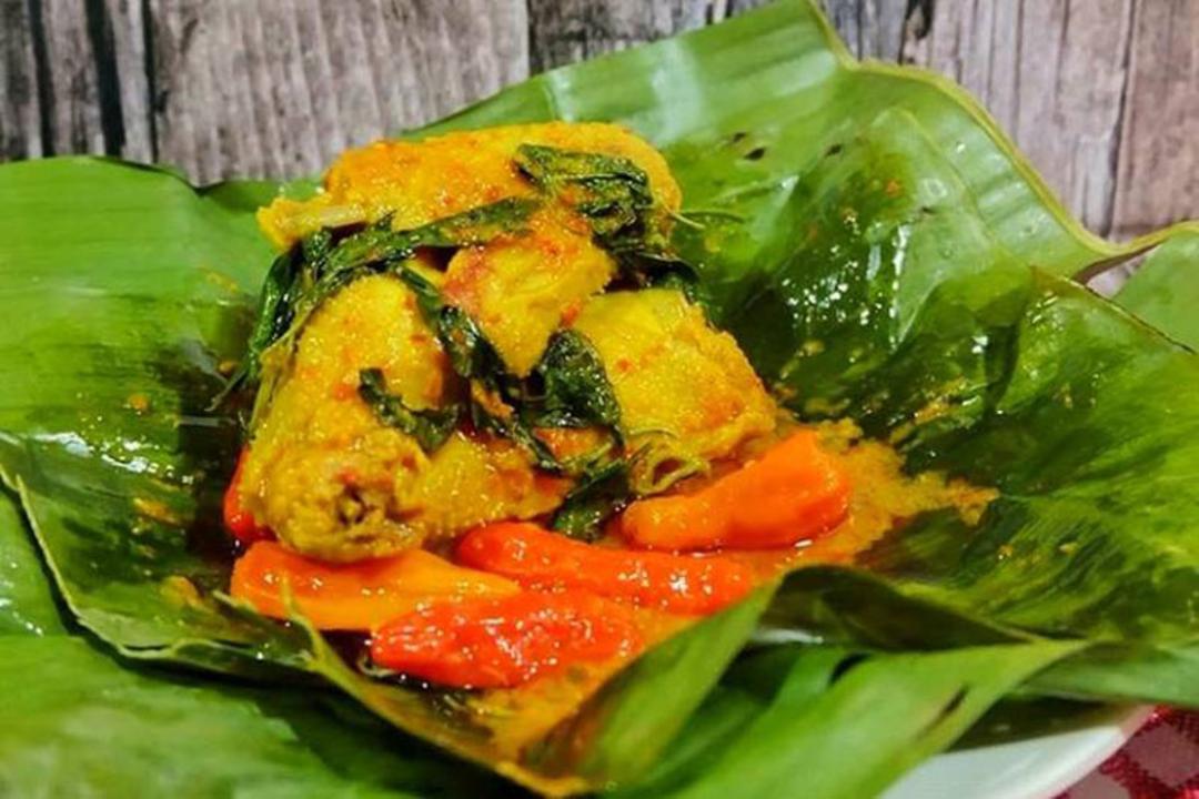 غذای مالزیایی pepes ayam