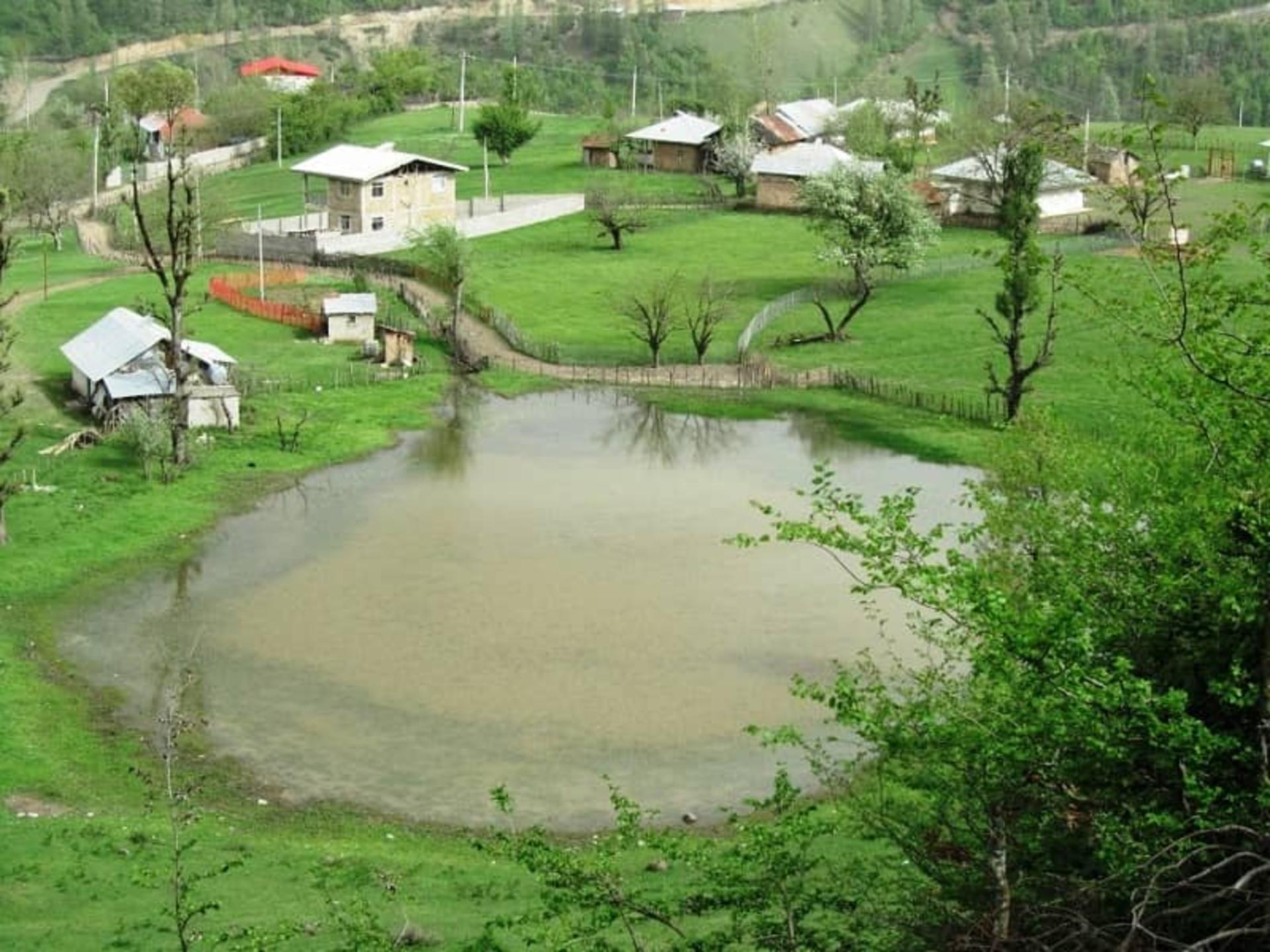 روستای اسطلخ جان