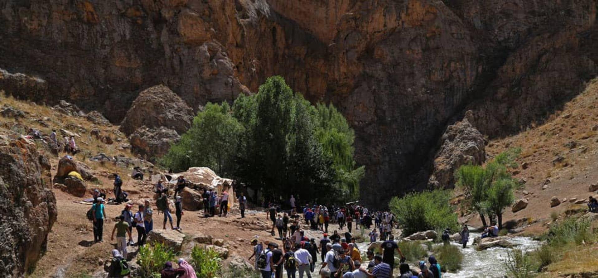 حضور گردشگران در تنگه واشی