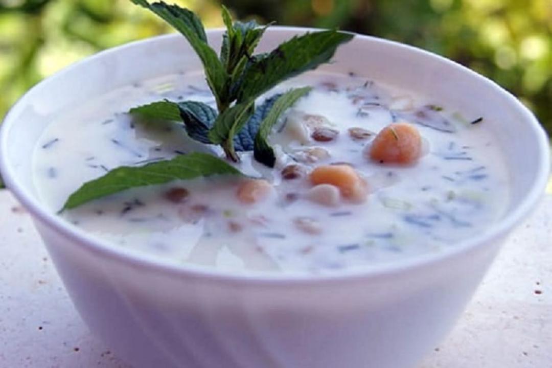 طرز تهیه آش دوغ ساده