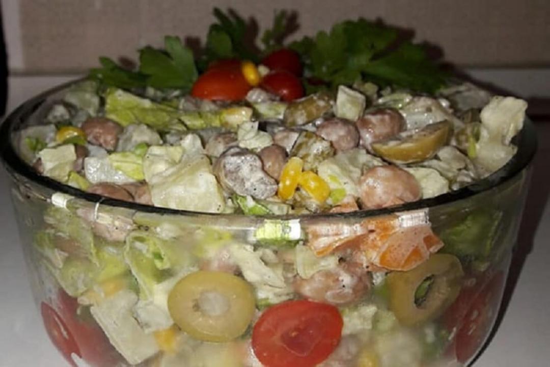 طرز تهیه سالاد لوبیا چیتی