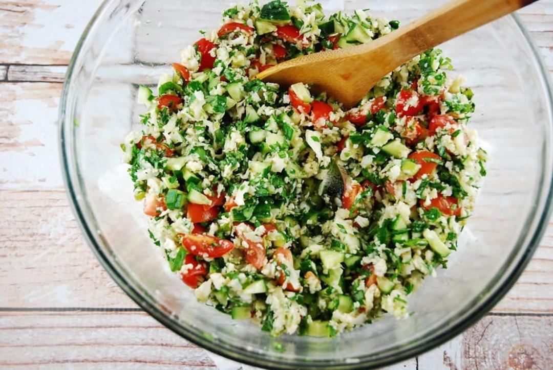 طرز تهیه سالاد تبوله گل کلم