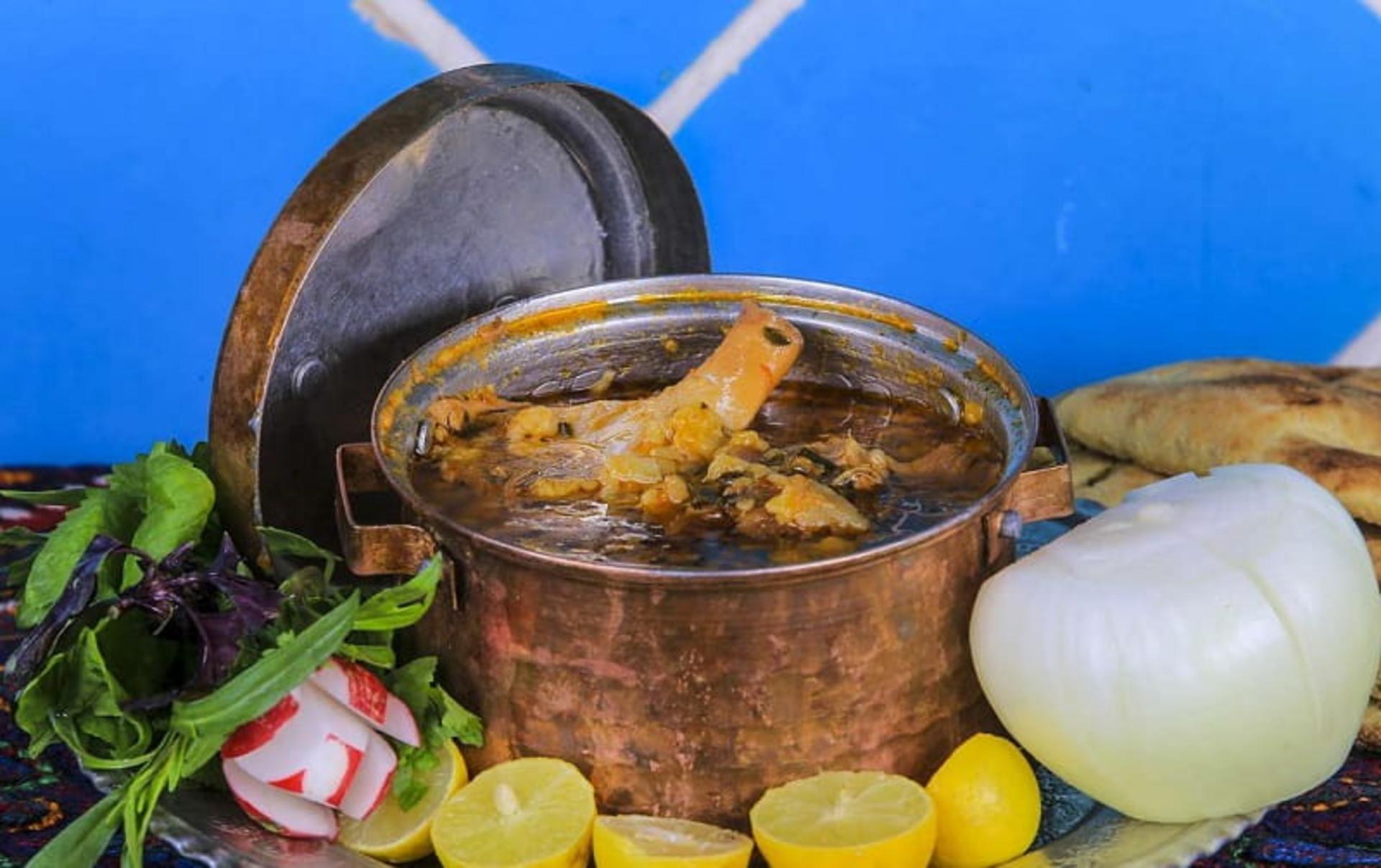طرز تهیه آبگوشت بادمجان و کشک