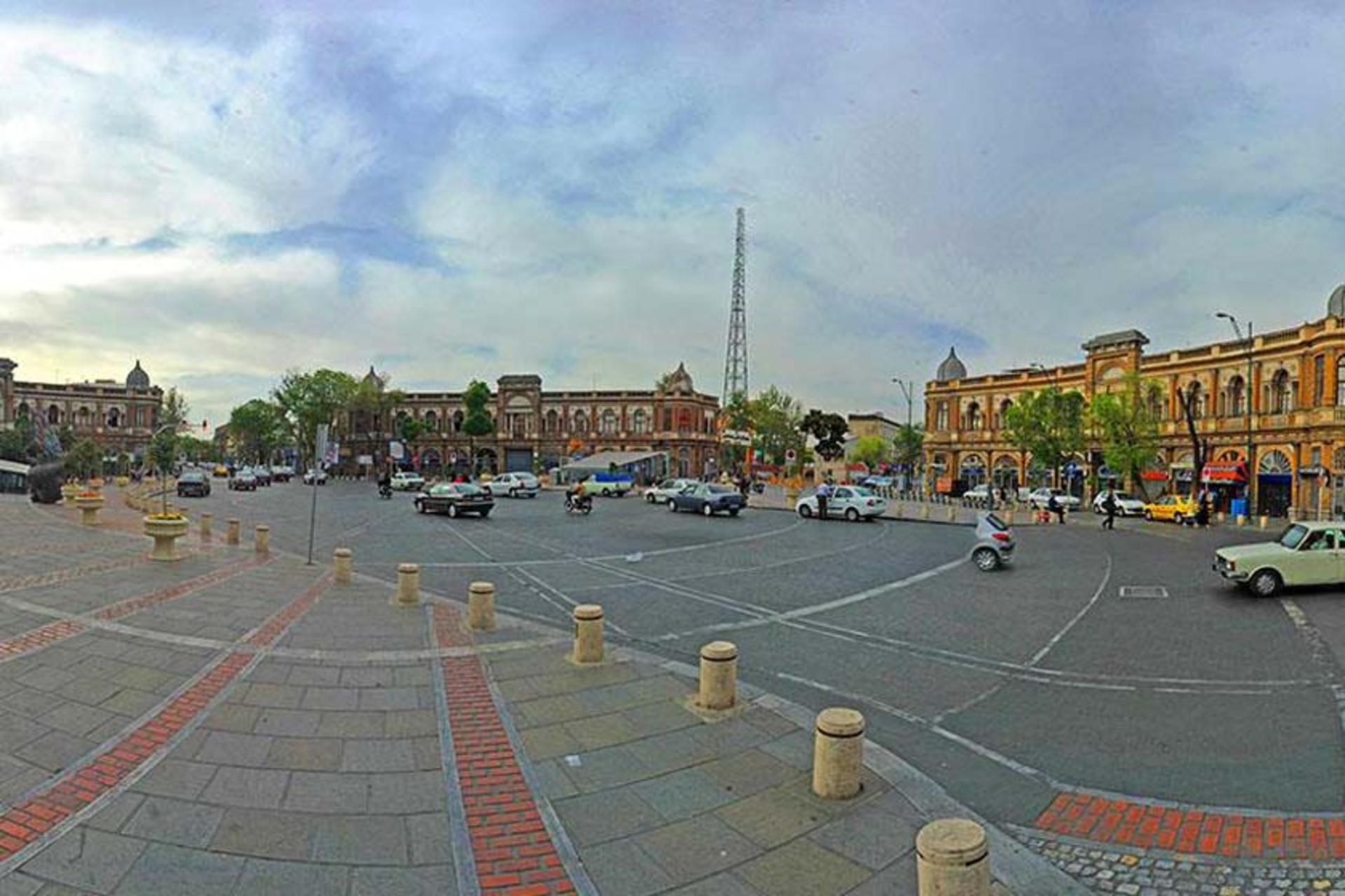 میدان حسن ‌آباد تهران