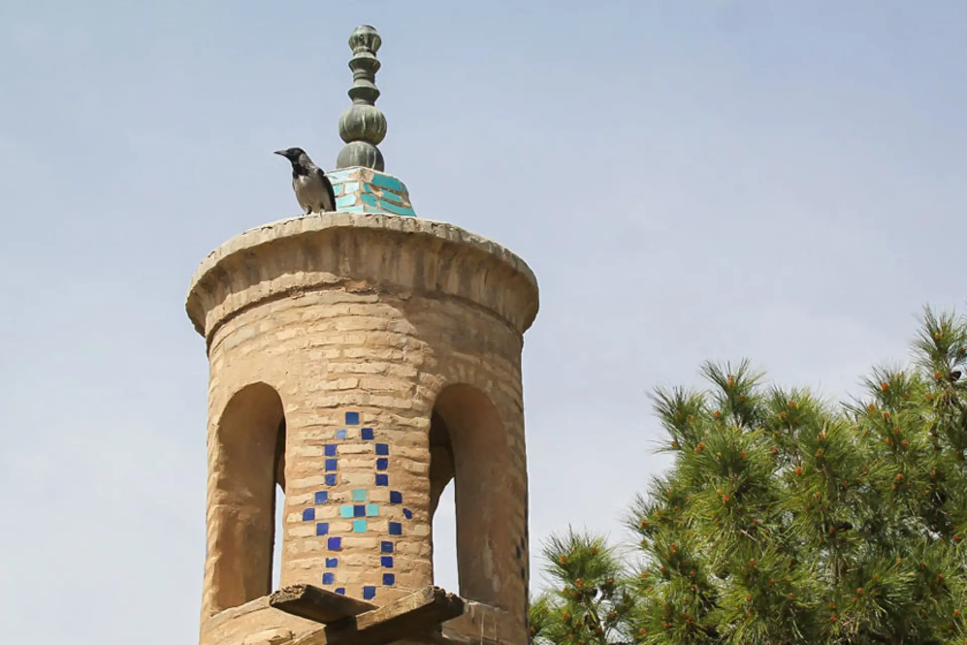 منارجنبان