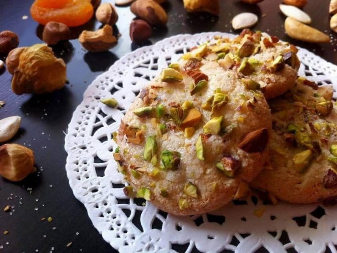 نکات مهم برای تهیه قرابیه بادام
