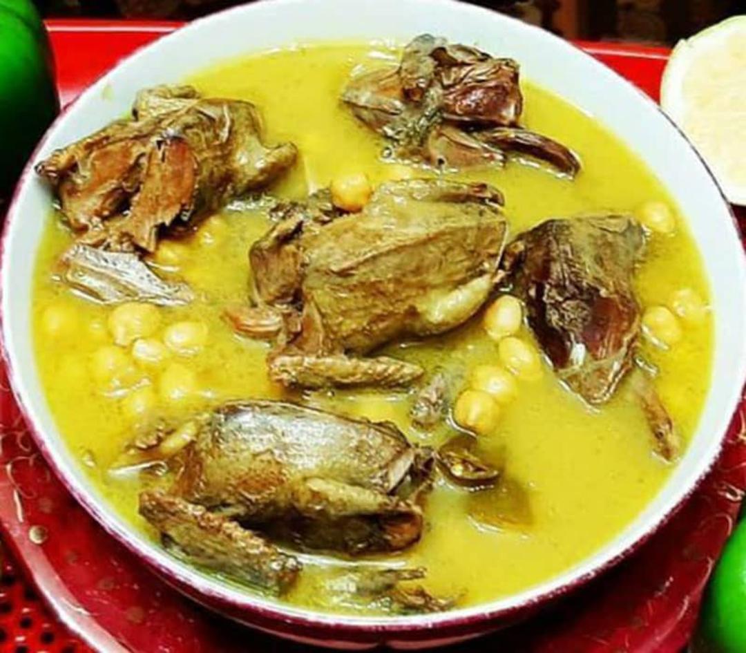 آبگوشت کبوتر
