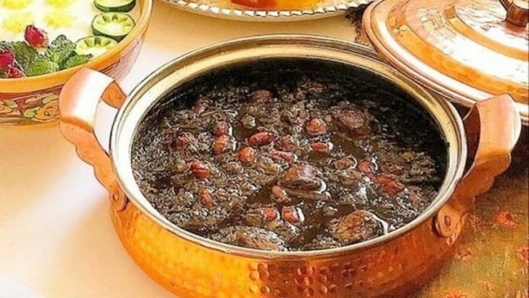 قورمه سبزی