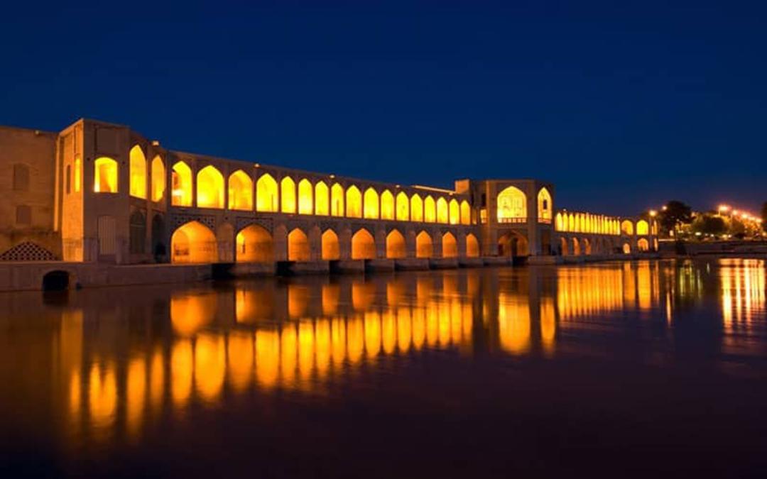 نورپردازی شبانه پل خواجو اصفهان