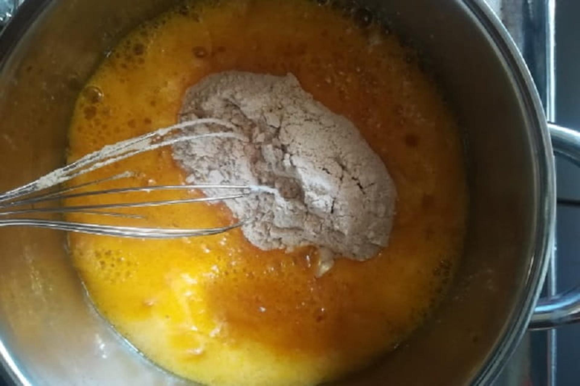 اضافه کردن آرد