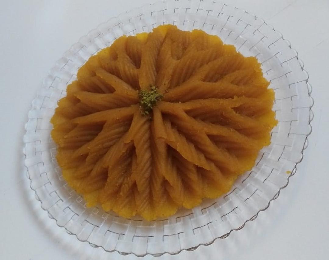 تهیه حلوا سه آرد