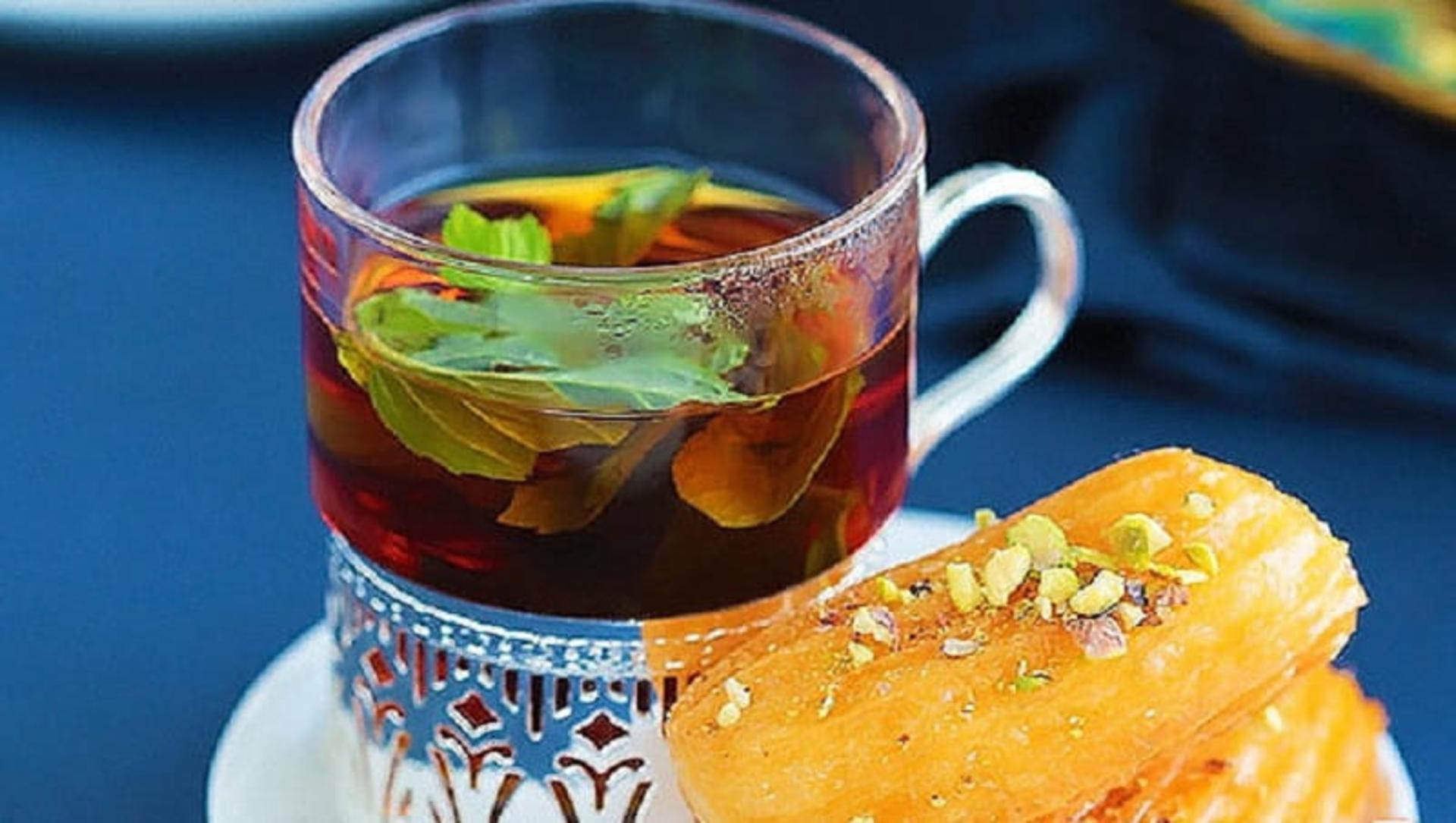 چای و بامیه