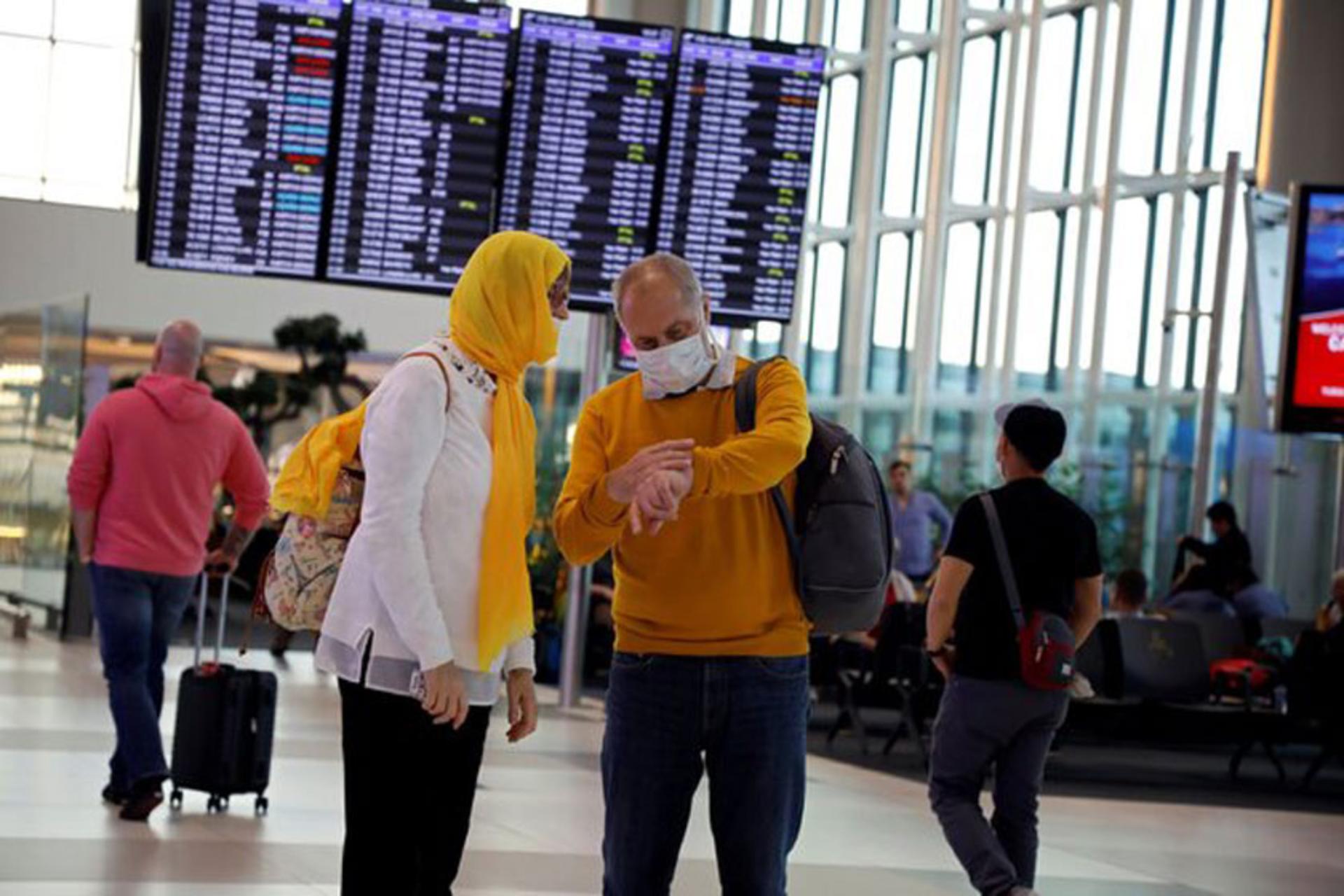 ایرانیان در فرودگاه خارجی