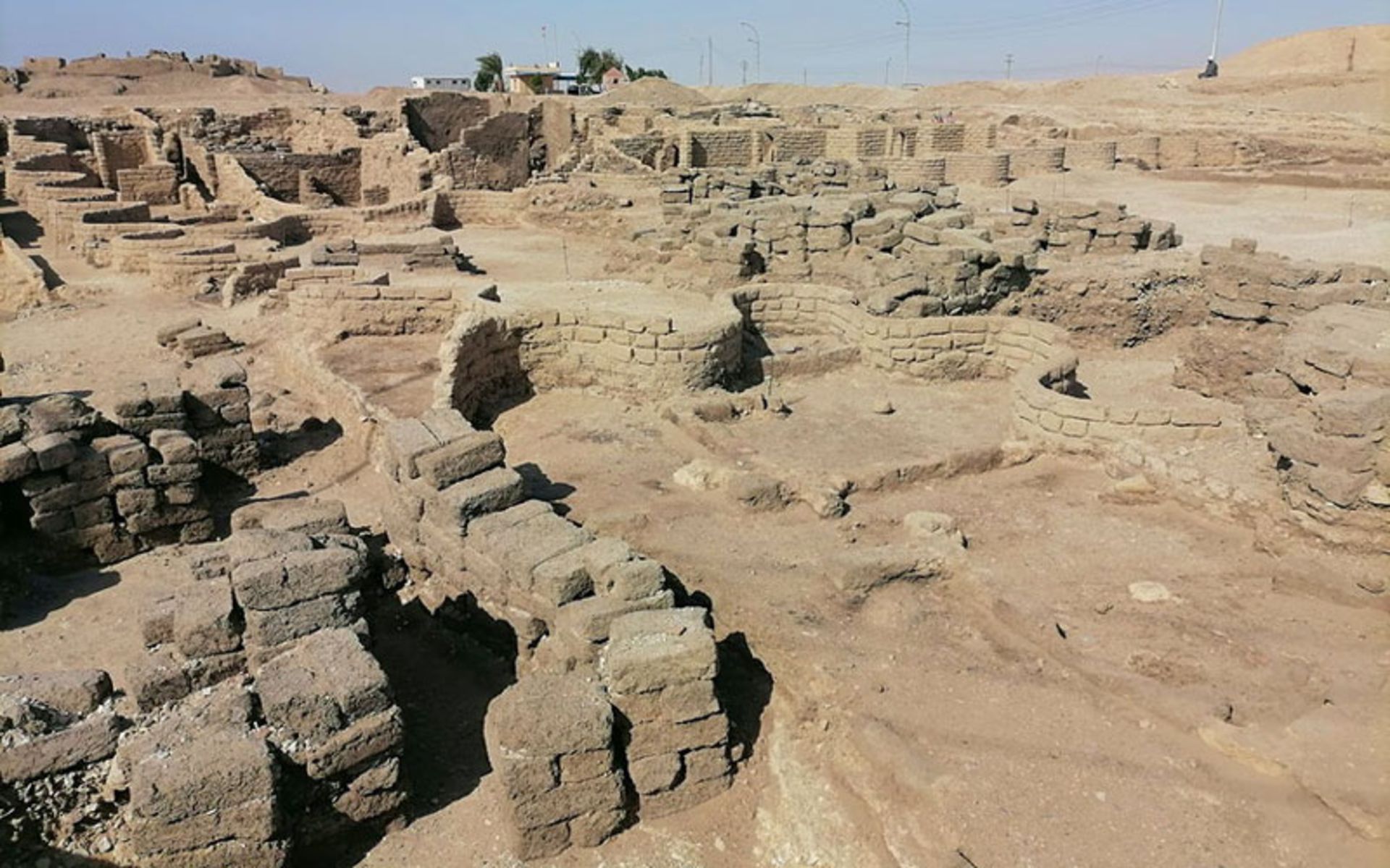 خانه های شهرک ظهور آتون