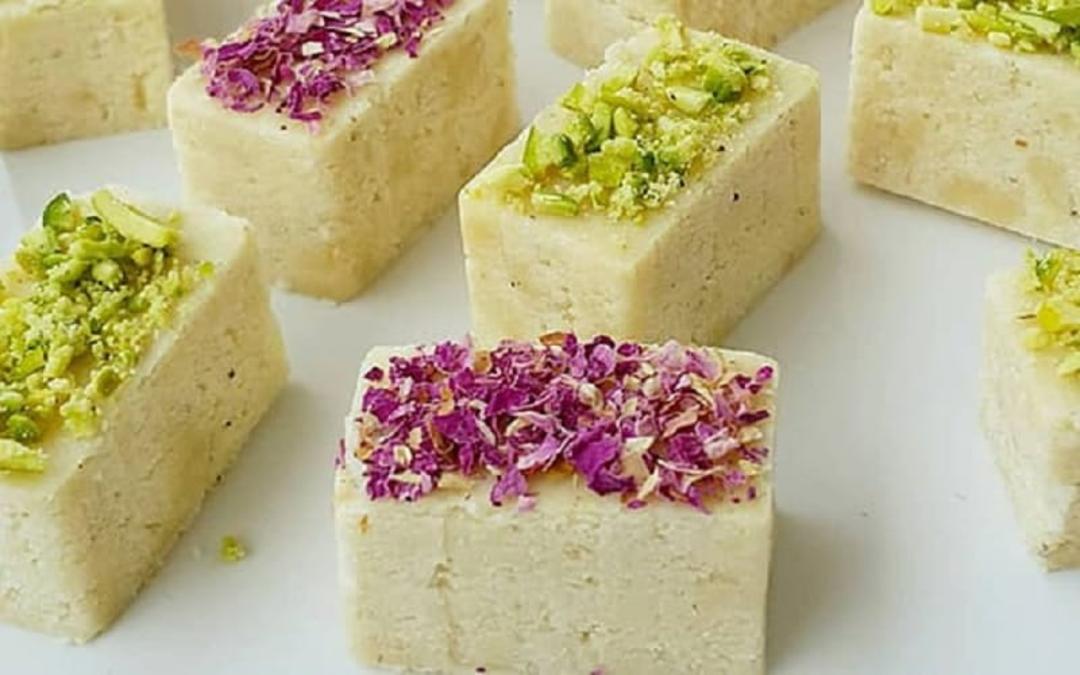 طرز تهیه حلوا بادام