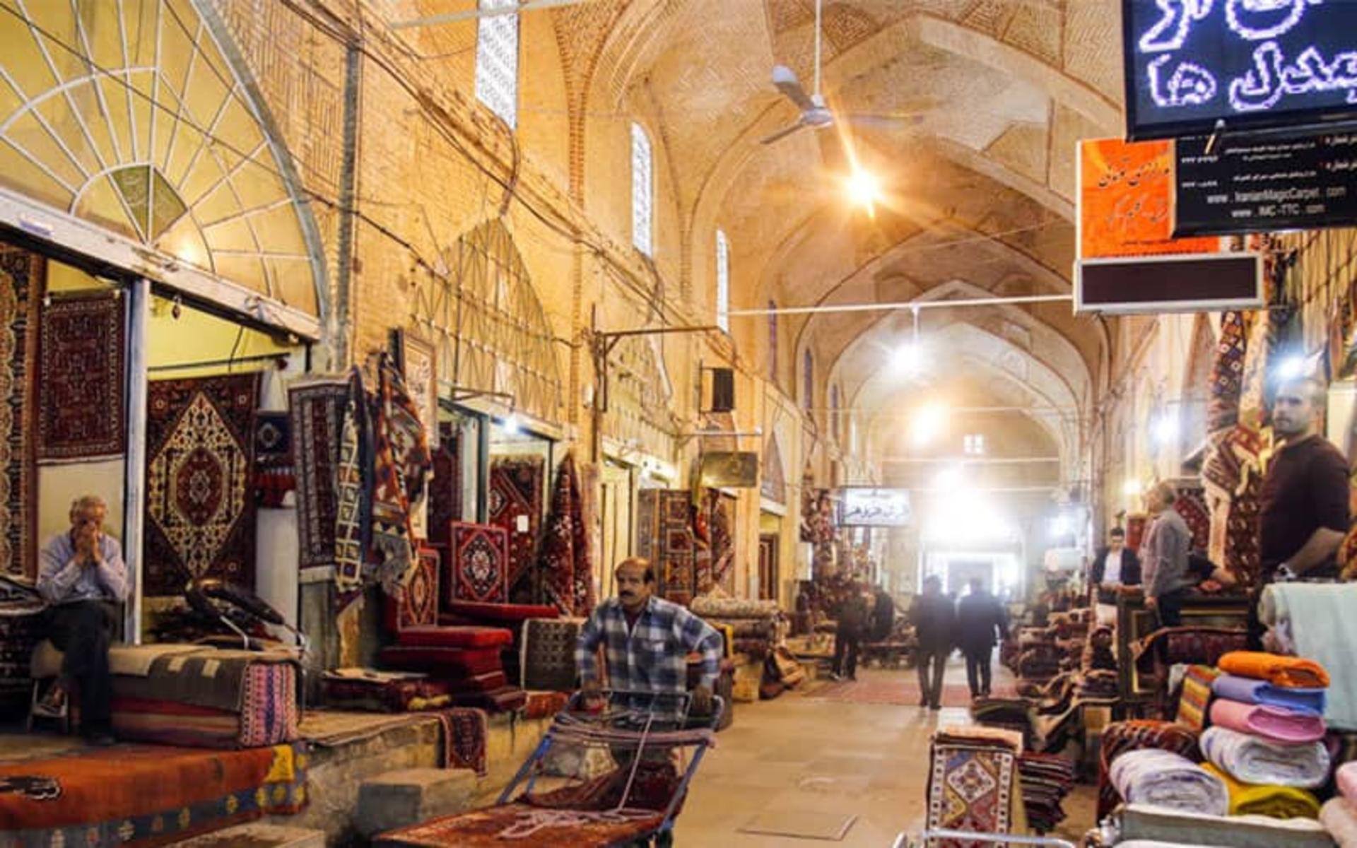 بازار وکیل شیراز