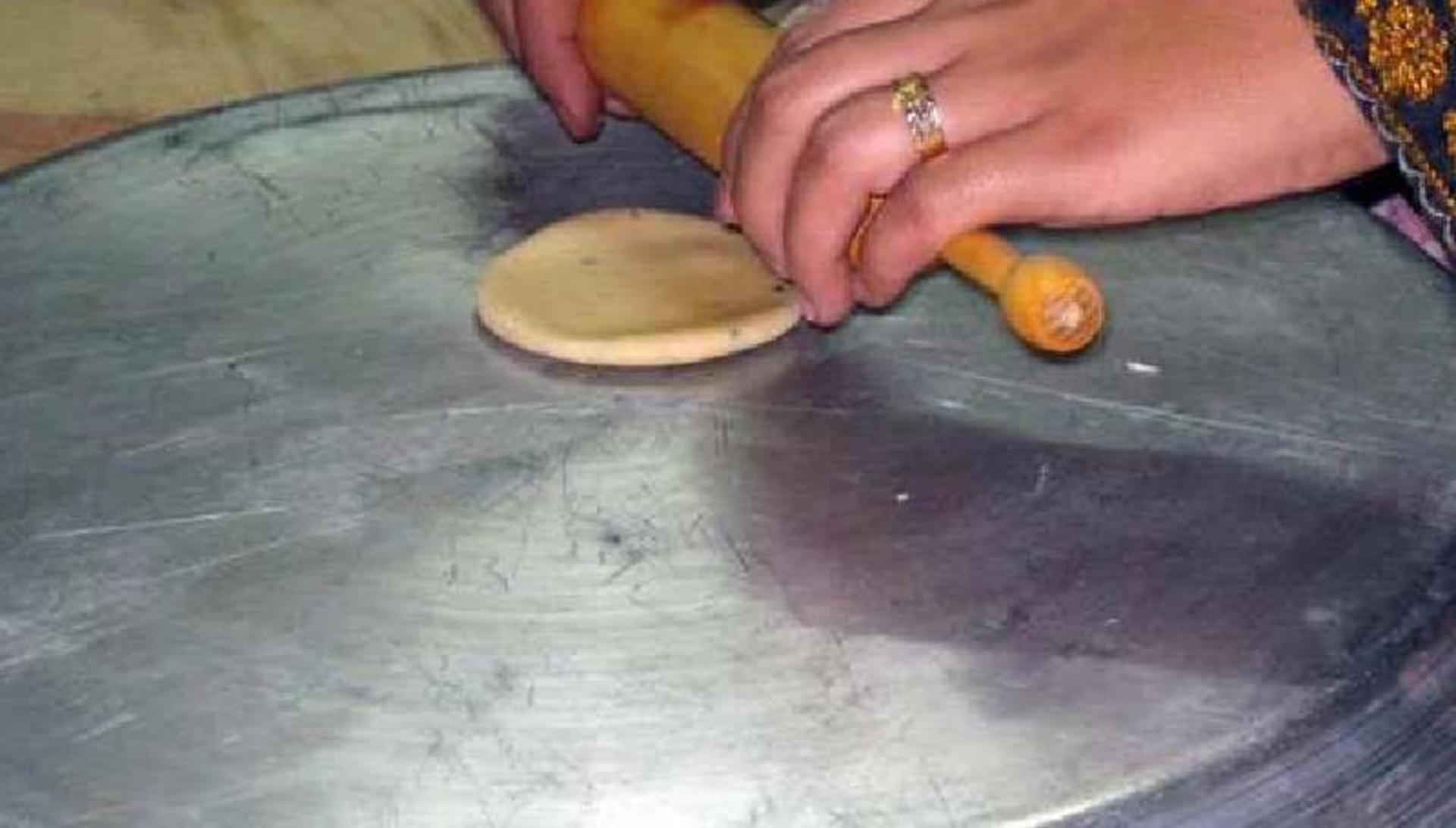 آماده سازی خمیر کلوچه