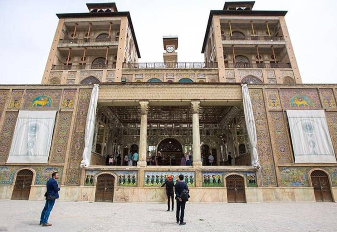 نمای ظاهری شمس العماره