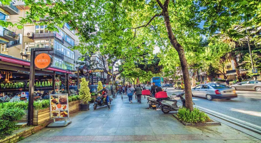 نمایی از خیابان بغداد در استانبول