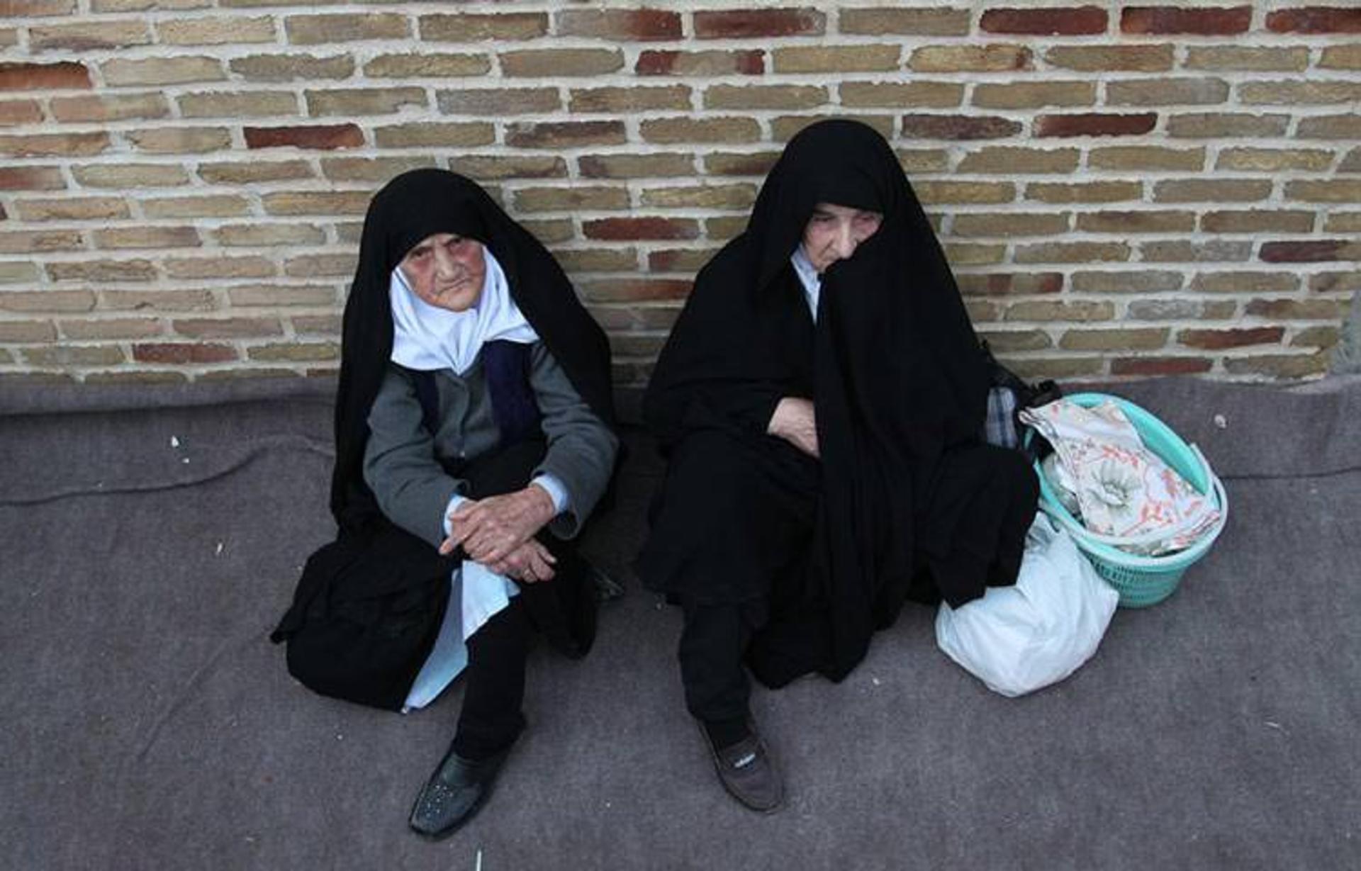 بانوان سالمند قزوینی در روز ۵۰ بدر