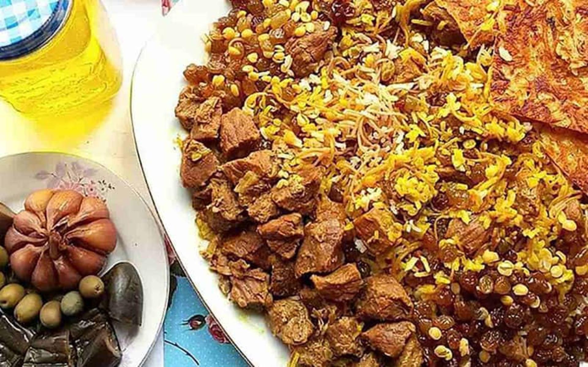 مانی پلو با سیر ترشی