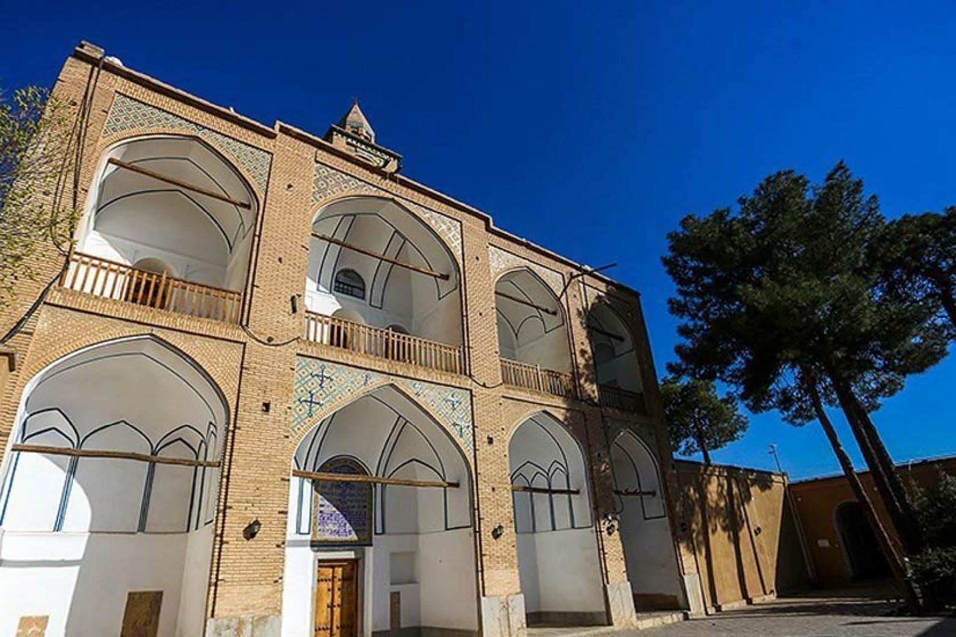 تزیینات نمای بیرونی کلیسای بیت اللحم اصفهان
