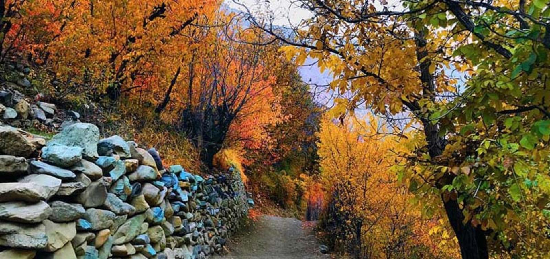 مسیر روستایی ده آهار در نزدیکی تهران