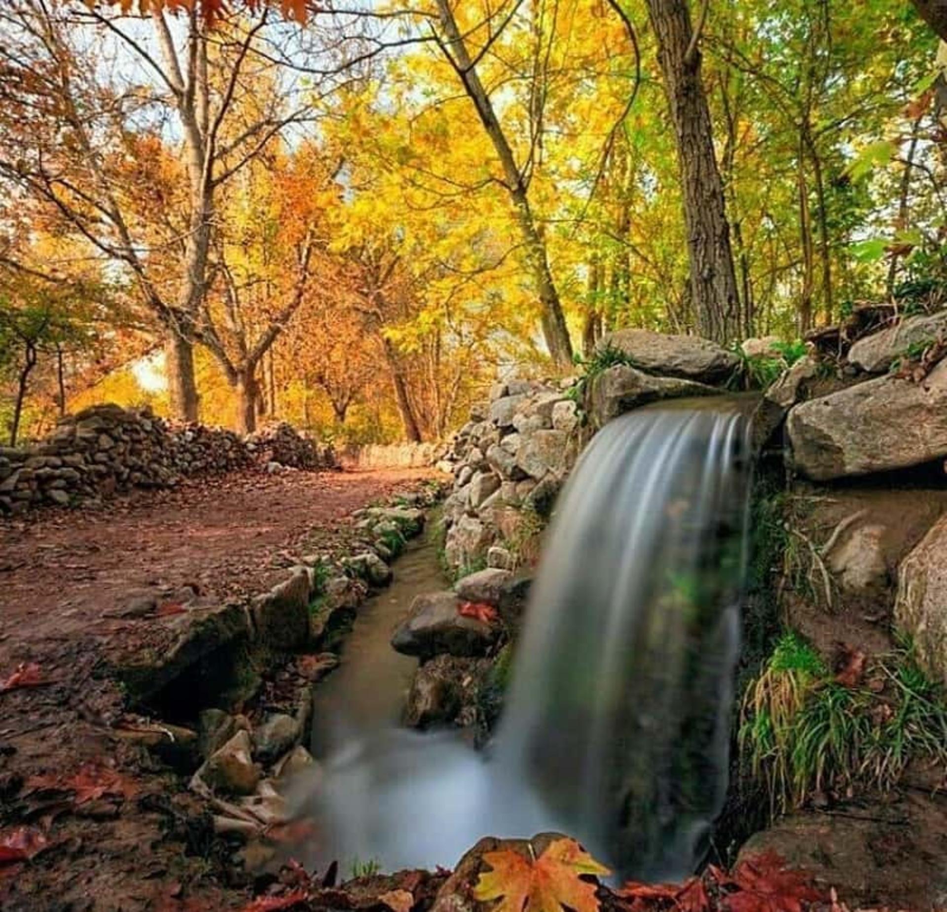 آبشار زیبای قلات