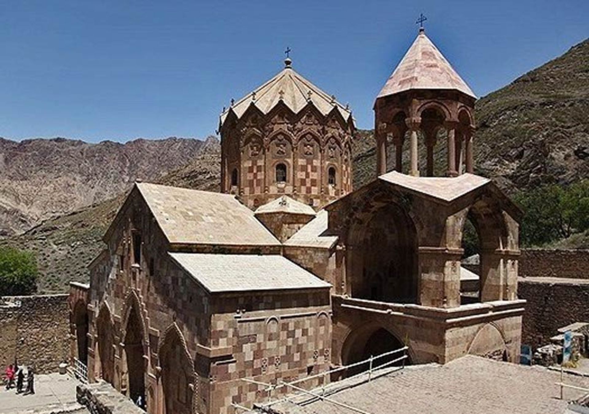 کلیسای سنت استپانوس جلفا از نمای بالا