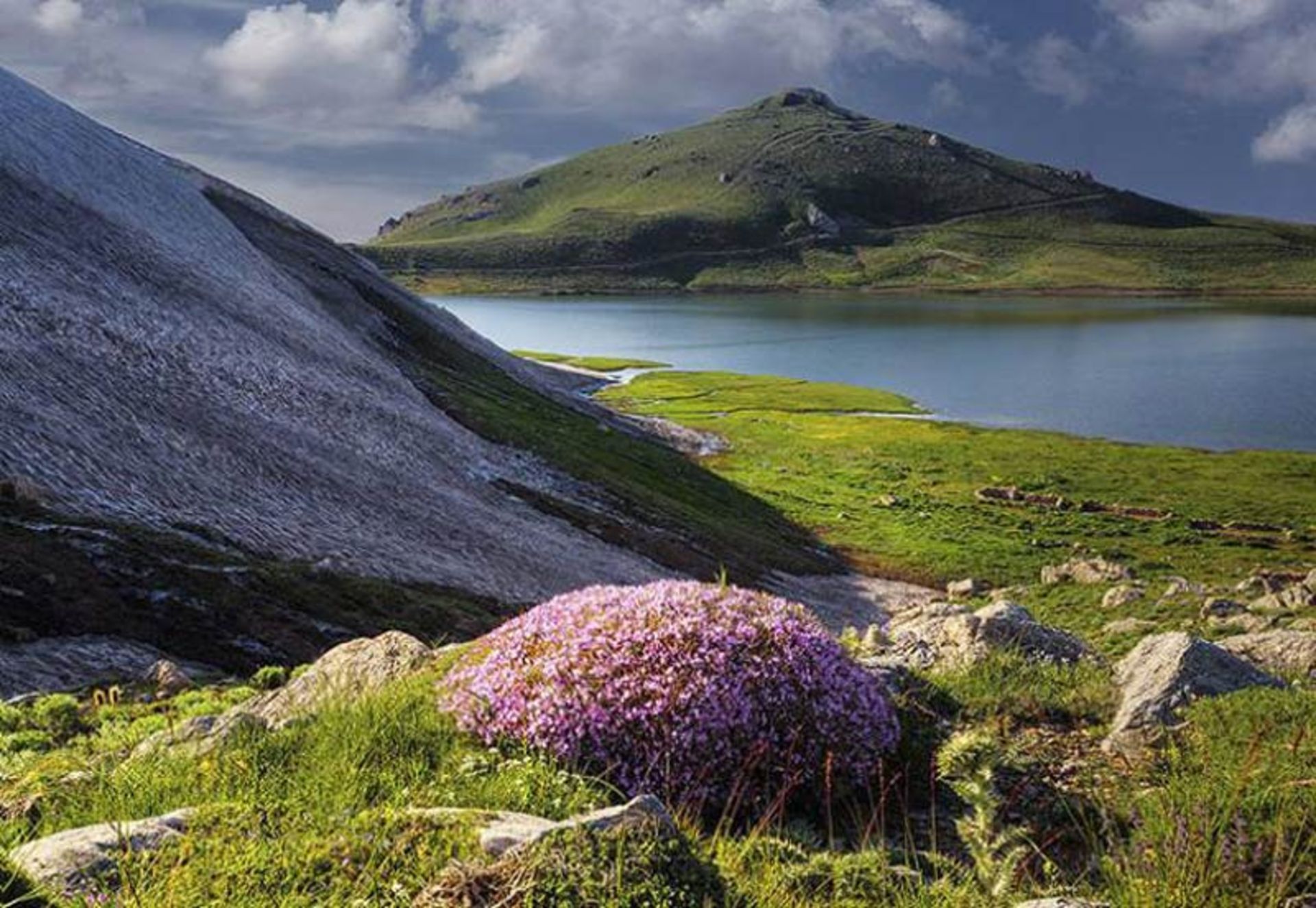 طبیعت زیبای منطقه بورآلان ماکو