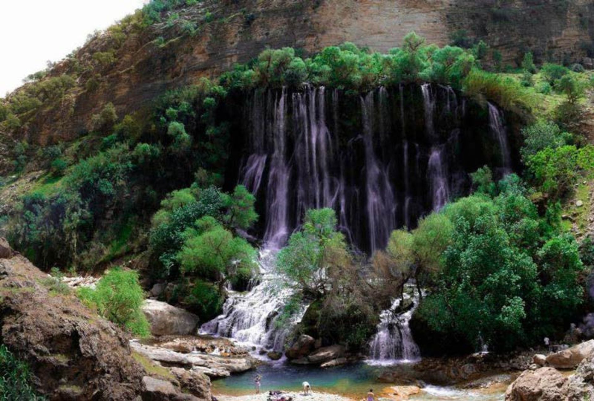 آبشار شوی لرستان از نمای روبه رو