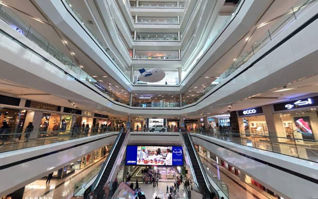 طبقات مختلف مرکز خرید کوروش تهران