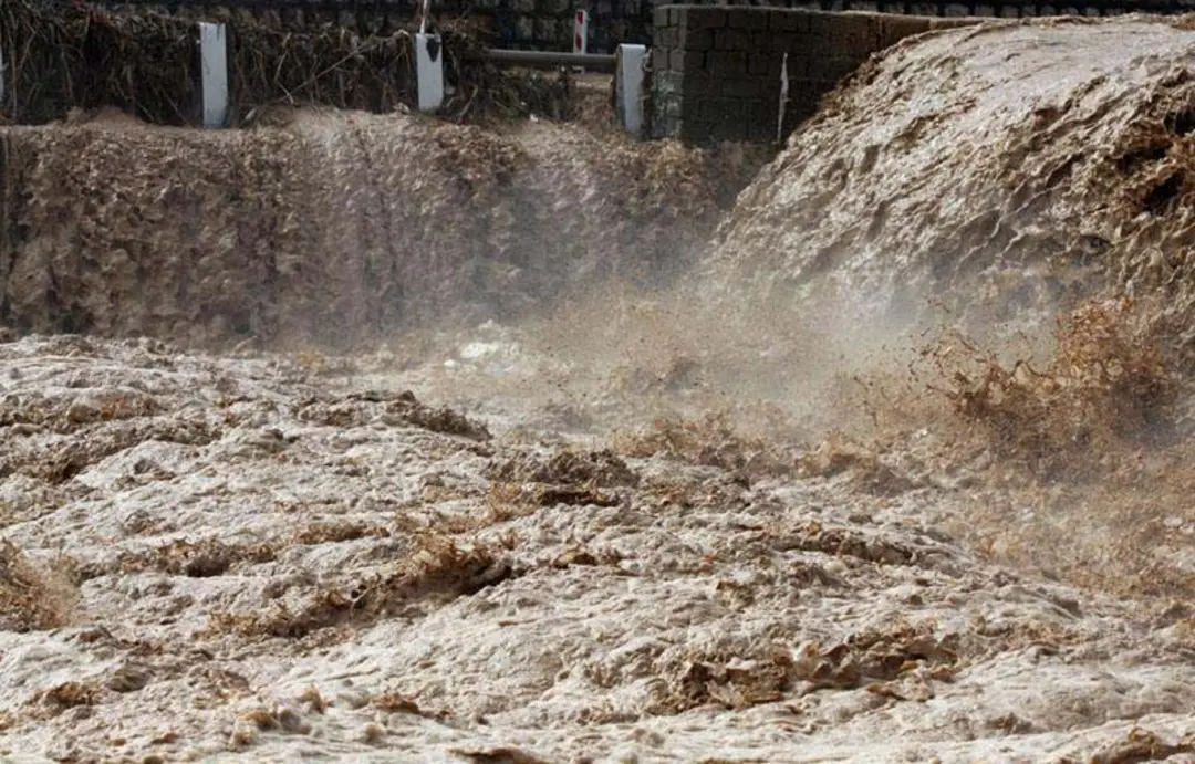 زمان شروع سیلاب