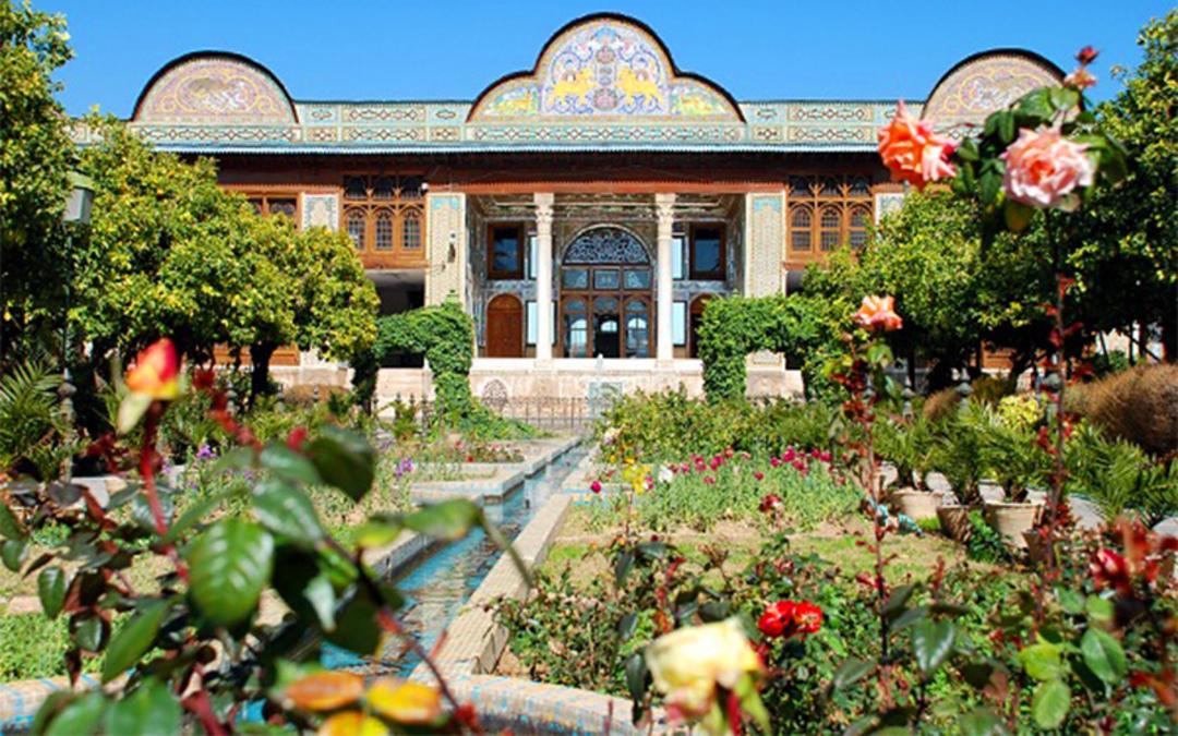 گل‌های نارنجستان قوام