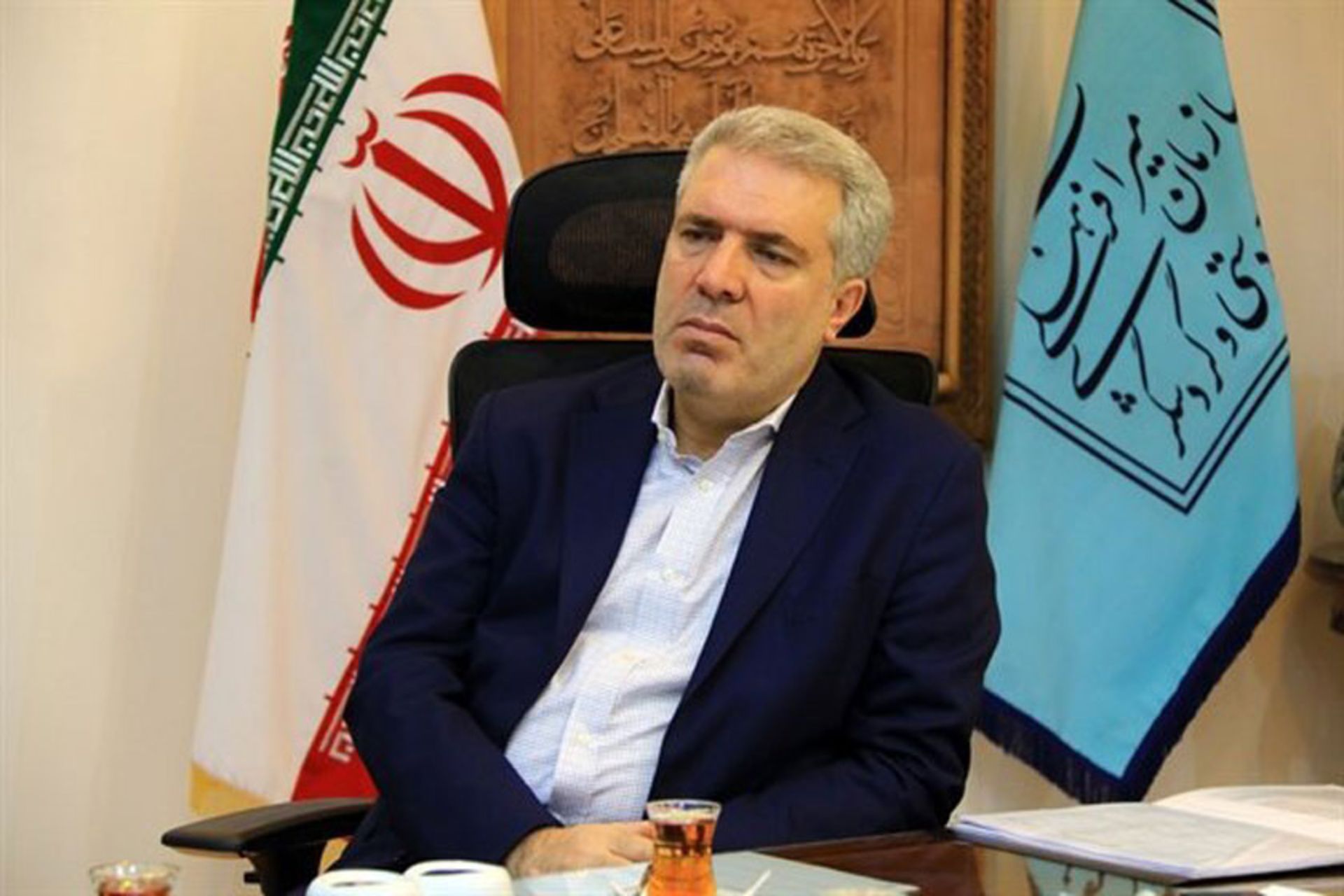مونسان وزیر میراث فرهنگی و گردشگری