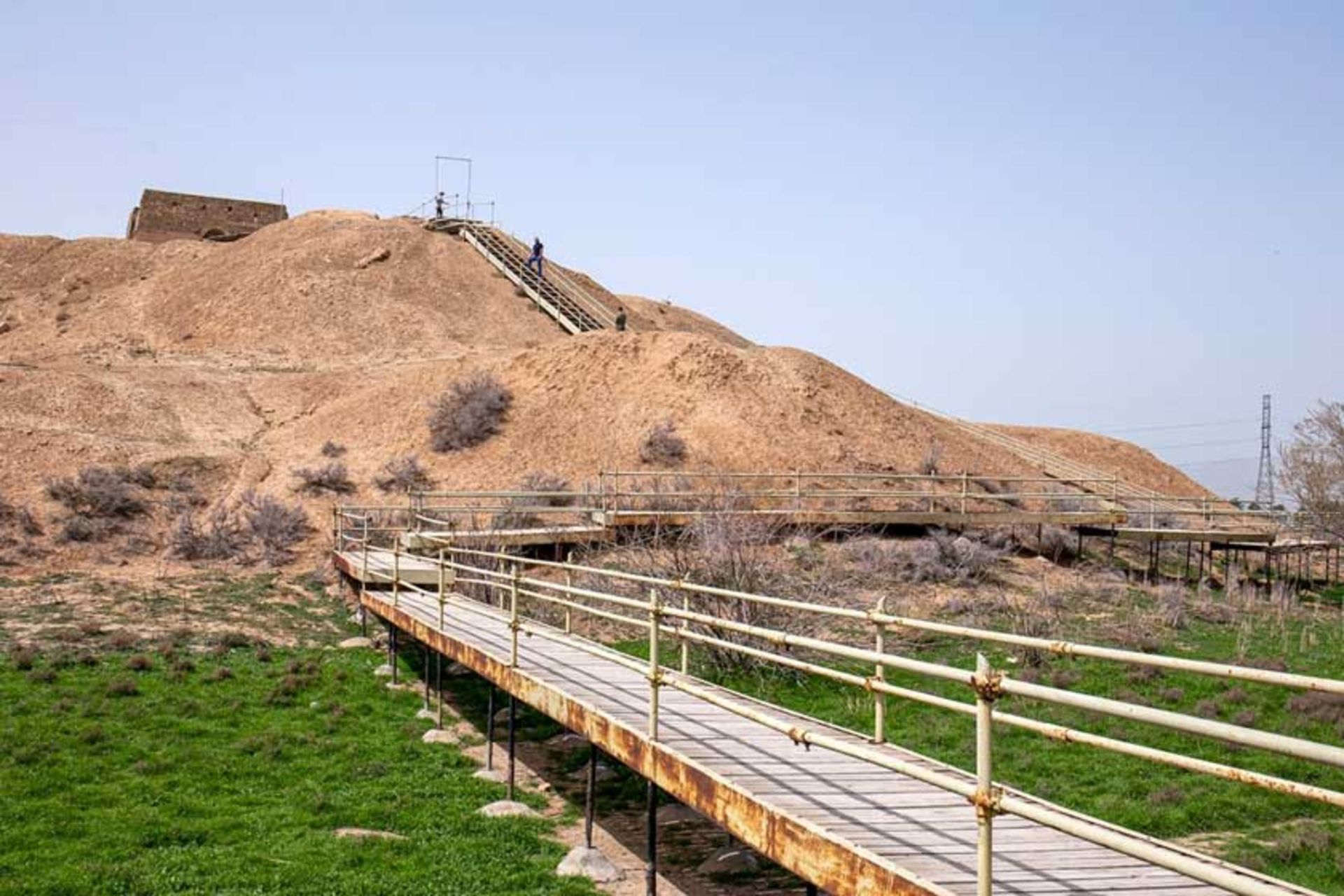مسیر دسترسی به آتشکده بهرام ری
