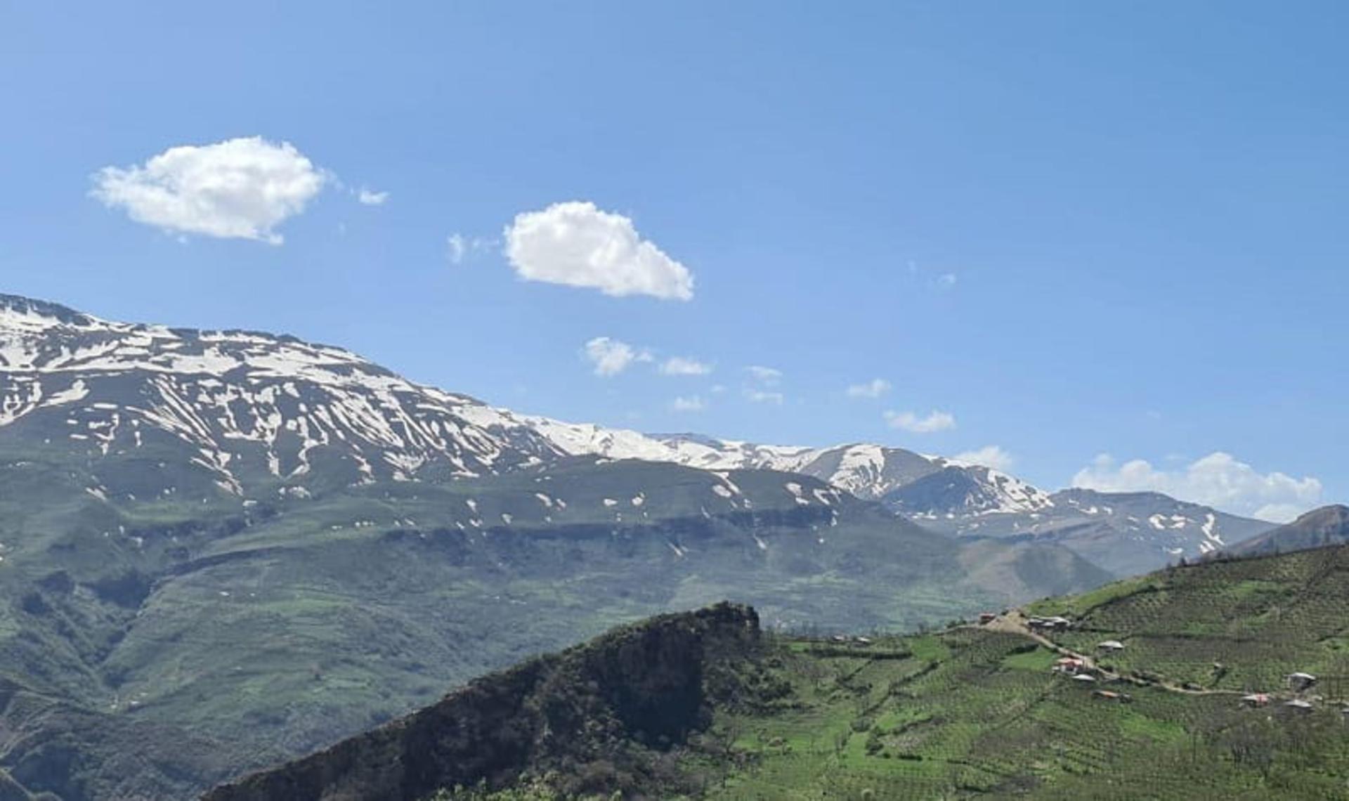 آسمان زیبای گیری