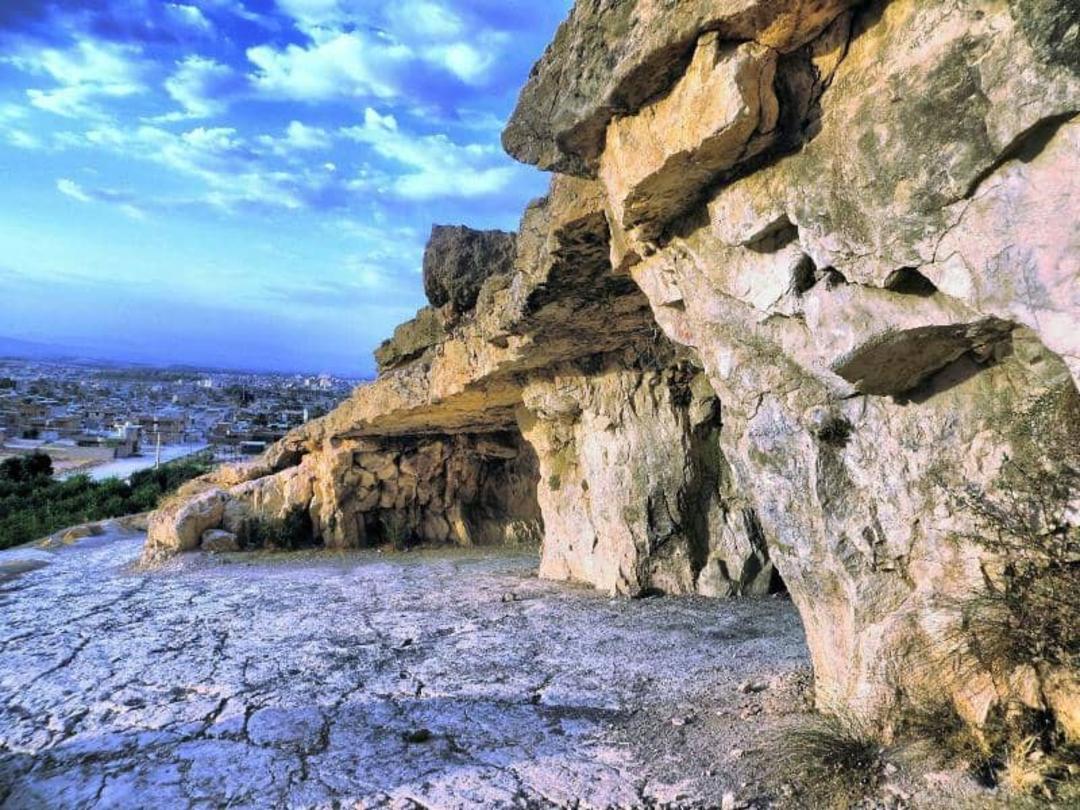 غار سنگ شکنان