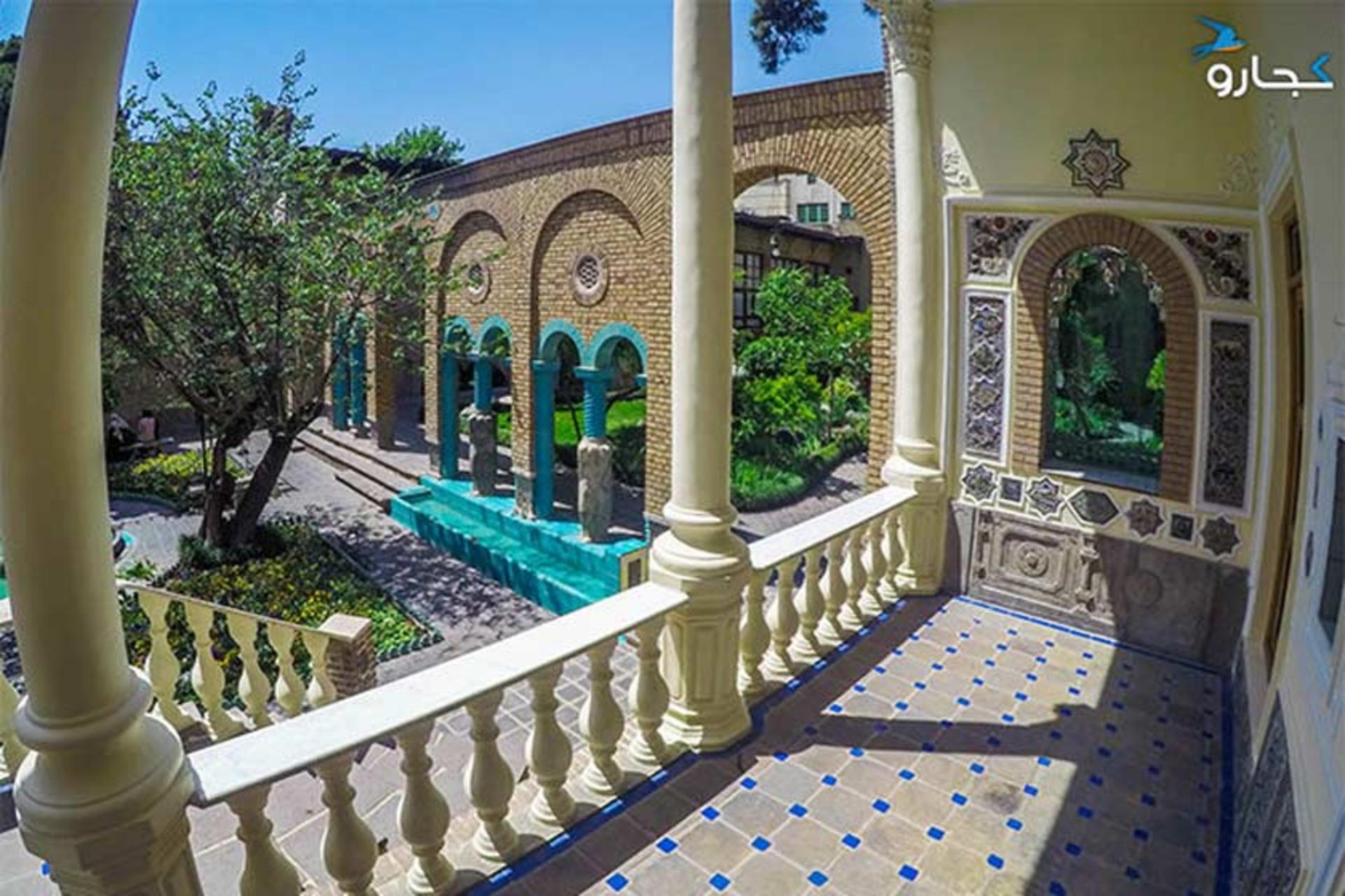 ایوان خانه موزه مقدم