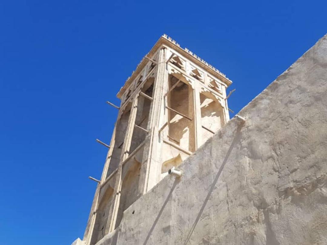 بادگیر سنتی در بندر لافت