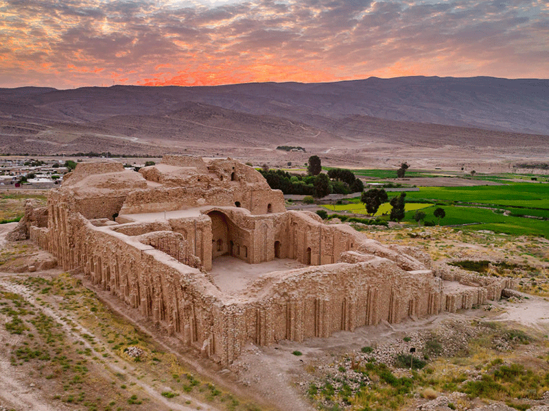 کاخ اردشیر بابکان