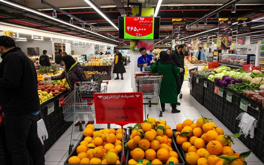 اپال مارکت در زیرزمین مرکز خرید اپال