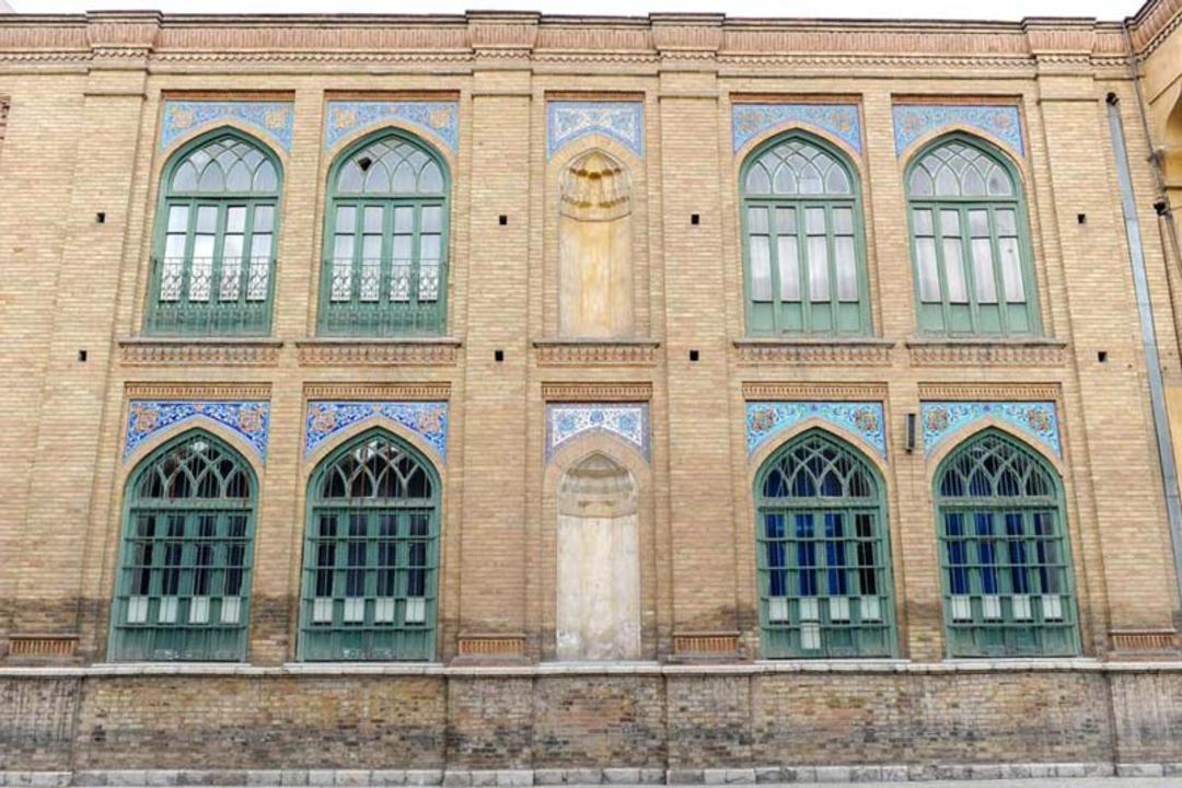 معماری دبیرستان فیروزبهرام
