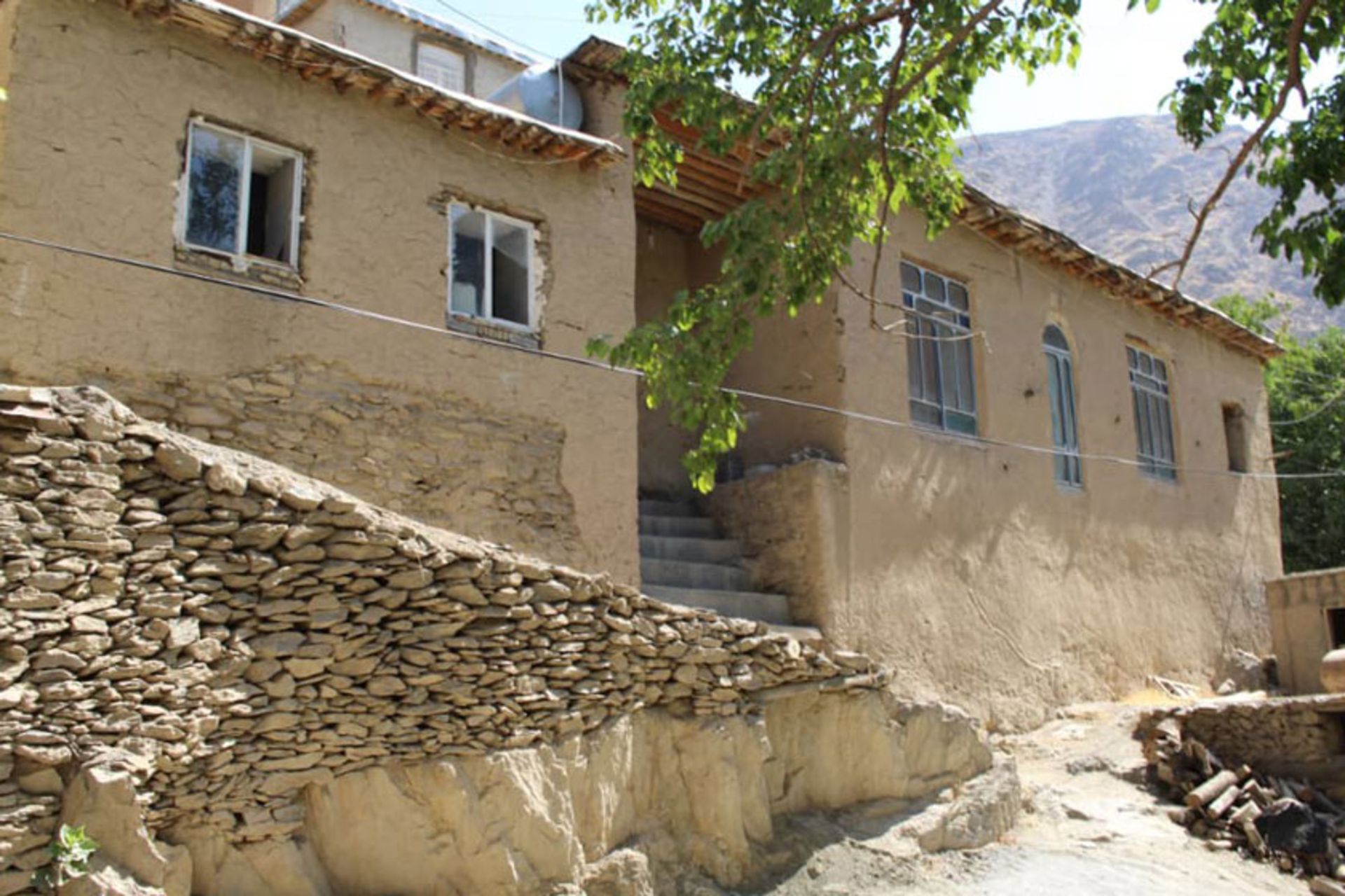خانه‌ای قدیمی در استان کردستان